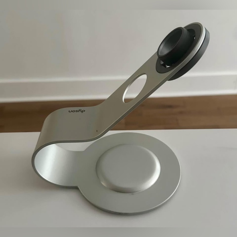 Dyson: Silver Hair Dryer Holder
